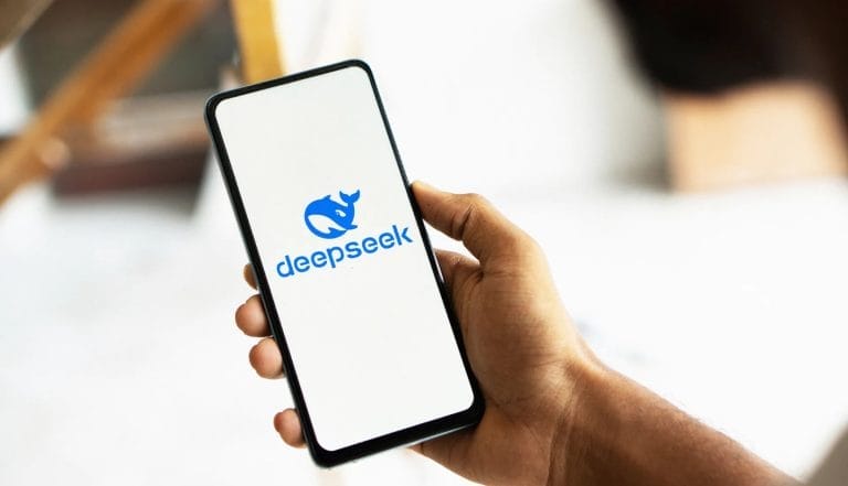 Samsung заменя Gemini с DeepSeek R1