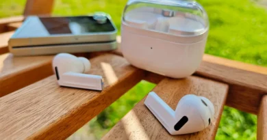 Samsung вероятно работи по нов тип безжични слушалки, под името Galaxy Buds Able
