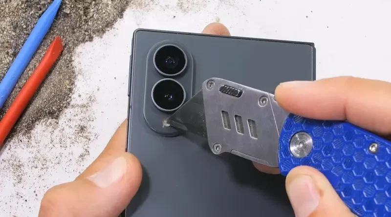 Samsung Galaxy Z Fold8