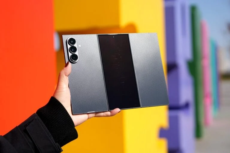 samsung galaxy z trifold se razprodade za minuti